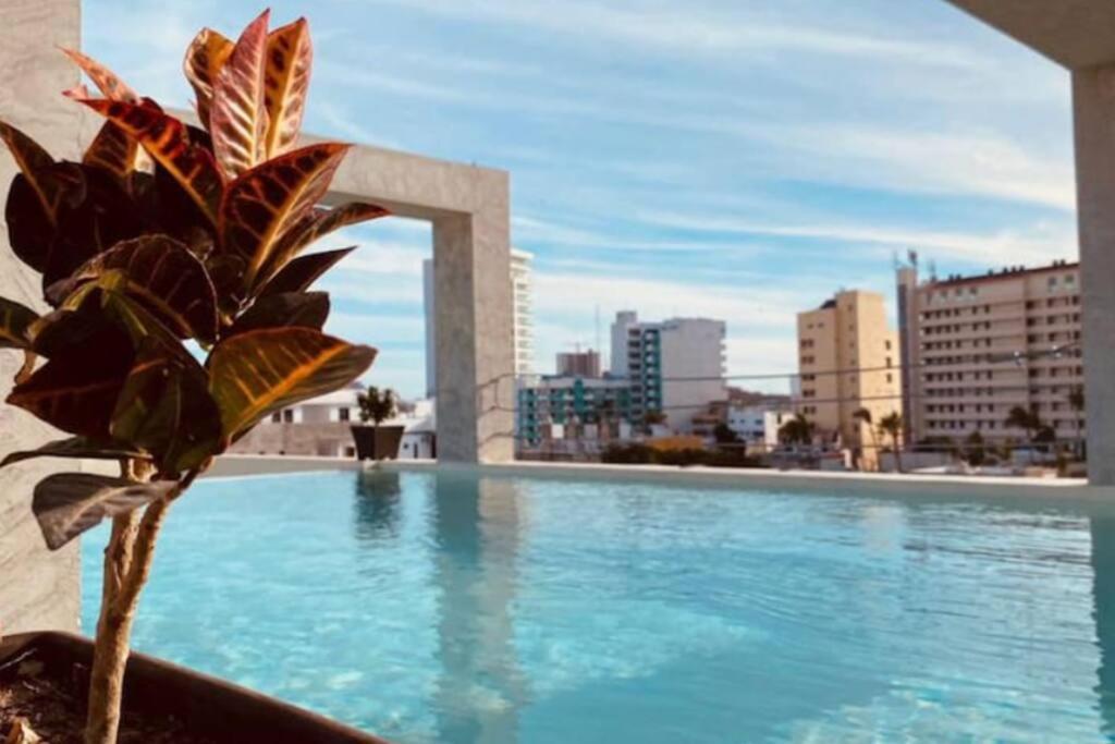 Soho 15 A Una Cuadra Del Malecon Y Playa Mazatlán Esterno foto